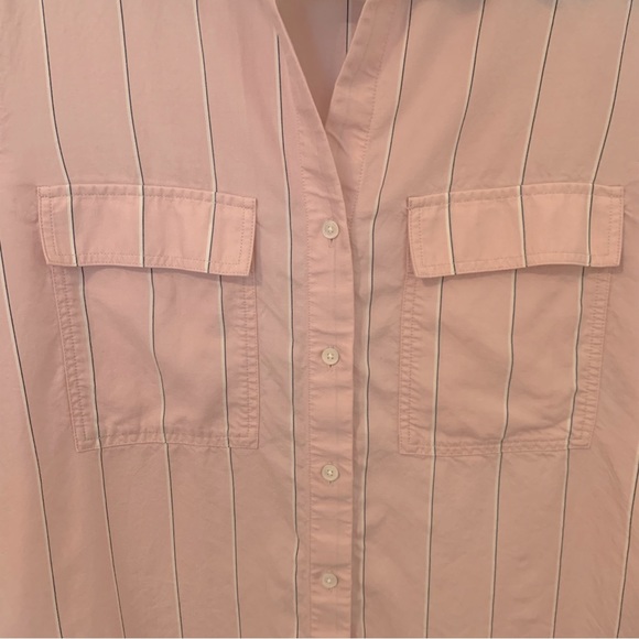 Aritzia | NEW Babaton Utility Shortsleeve Shirt - Picture 6 of 10